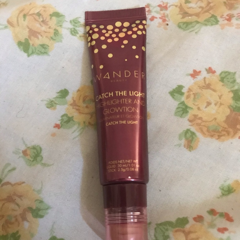 Wander beauty highlighter💗